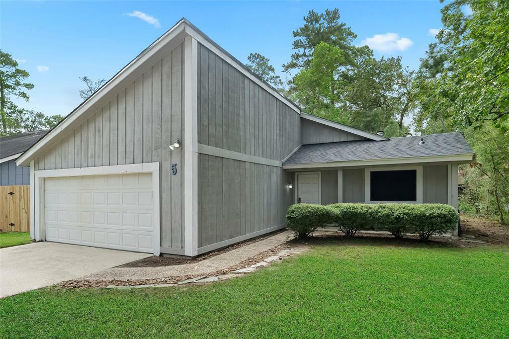 Property Photo: 5 Kino Court TX 77380