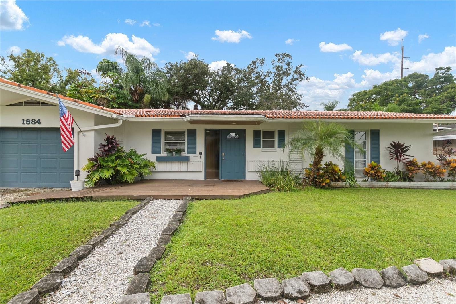 Property Photo:  1984 Byram Drive  FL 33755 