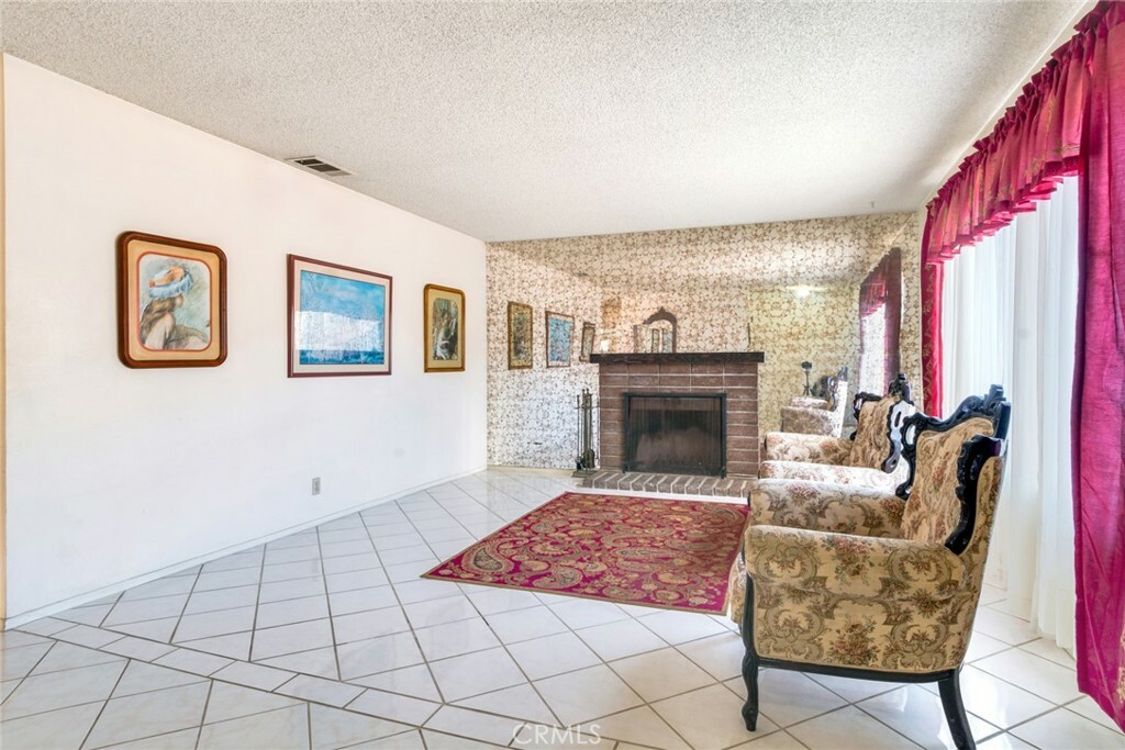 Property Photo:  10140 Leucadia Lane  CA 92503 