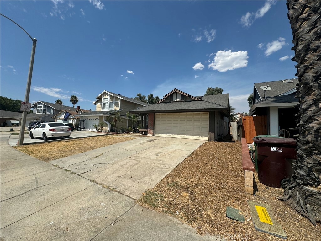 Property Photo:  26046 Biloxi Drive  CA 92555 