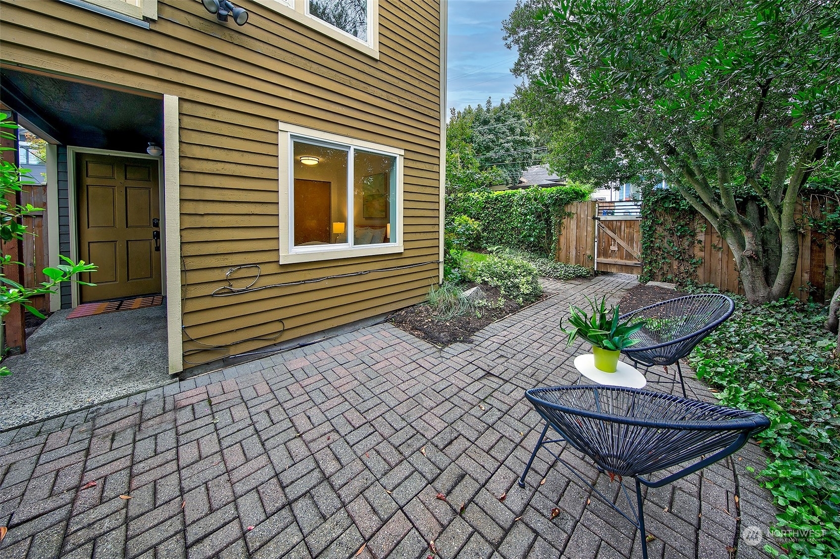 Property Photo:  2800 E Marion Street  WA 98122 