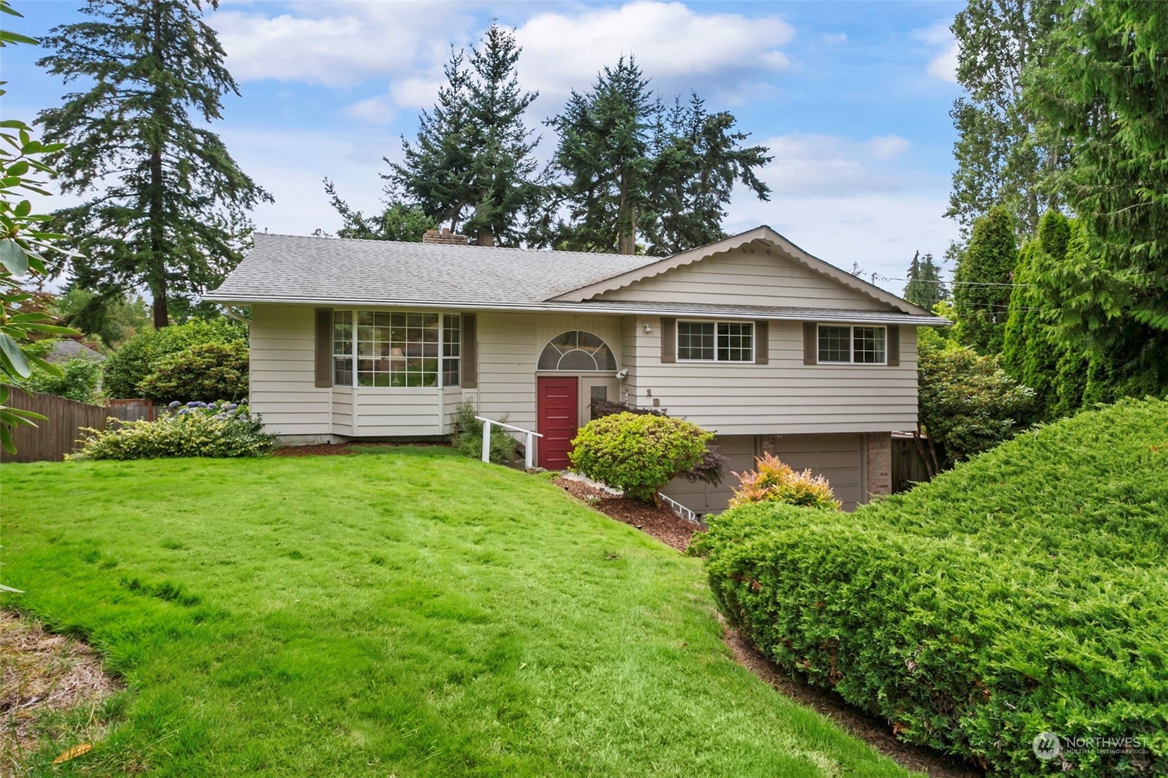 Property Photo:  137 NW 181st Street  WA 98177 