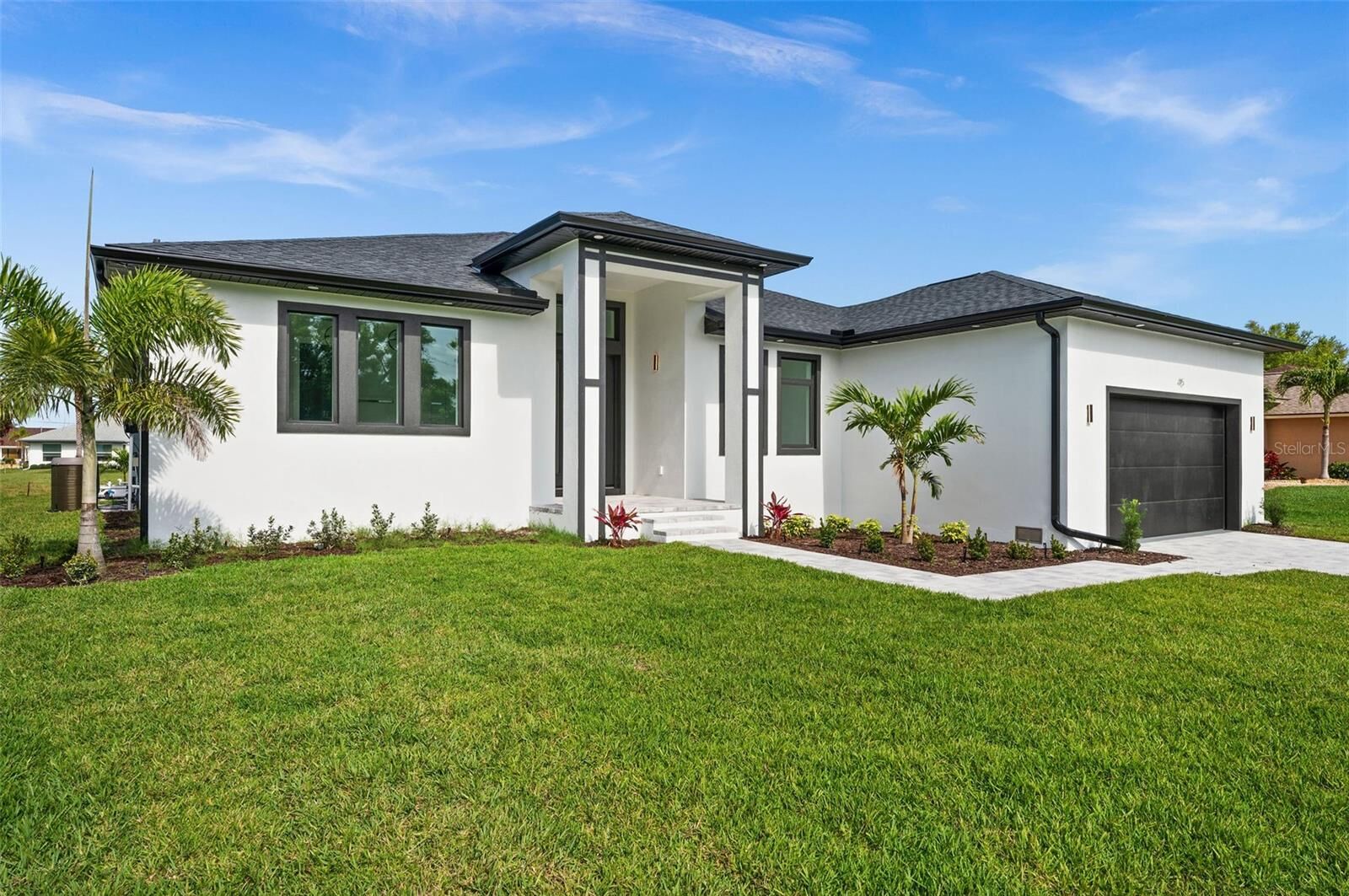 Property Photo: 45 Bunker Lane FL 33947