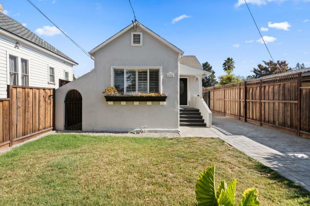 Property Photo:  674 E Julian Street  CA 95112 