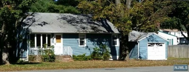 Property Photo:  605 Colfax Avenue  NJ 07442 