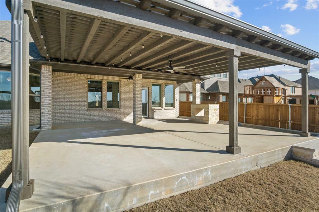 Property Photo:  3204 Willowbrook Road  TX 76226 