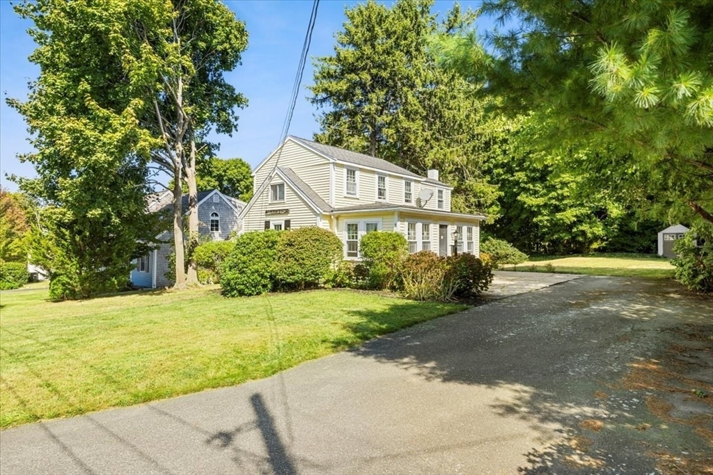 Property Photo:  9 Lantern Ln  MA 02066 