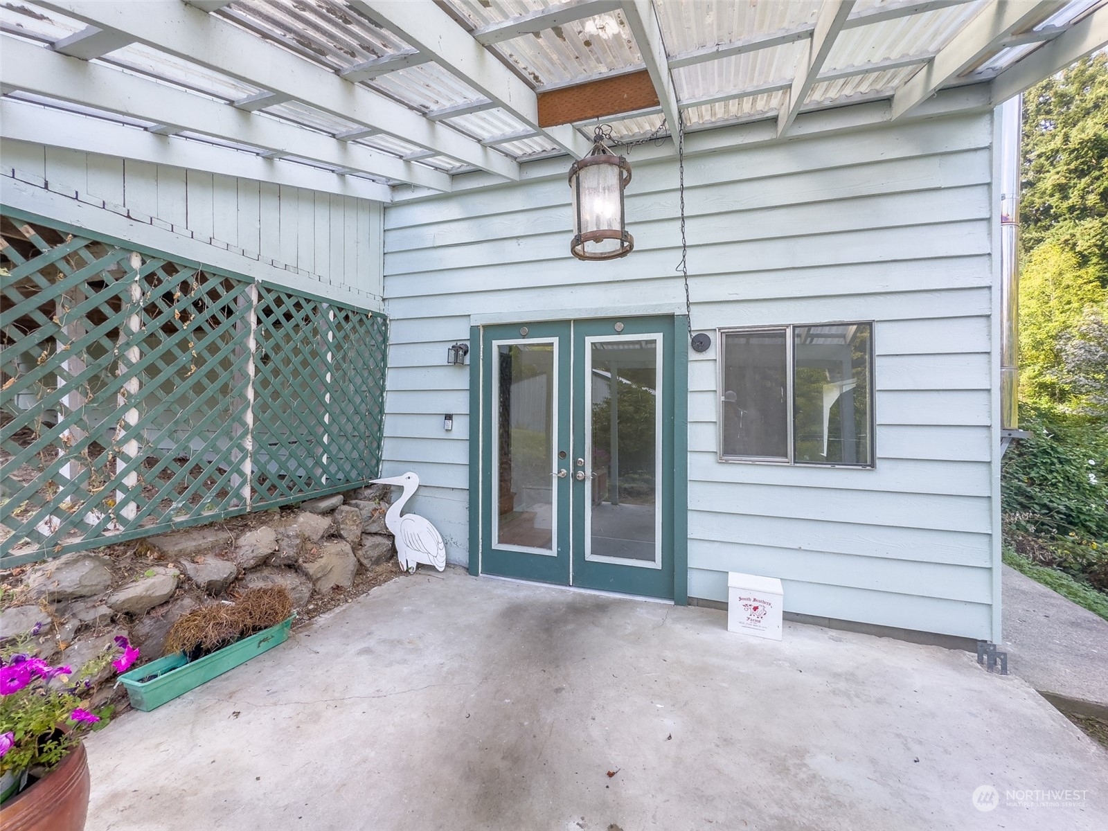 Property Photo:  18401 61st Avenue NE  WA 98028 