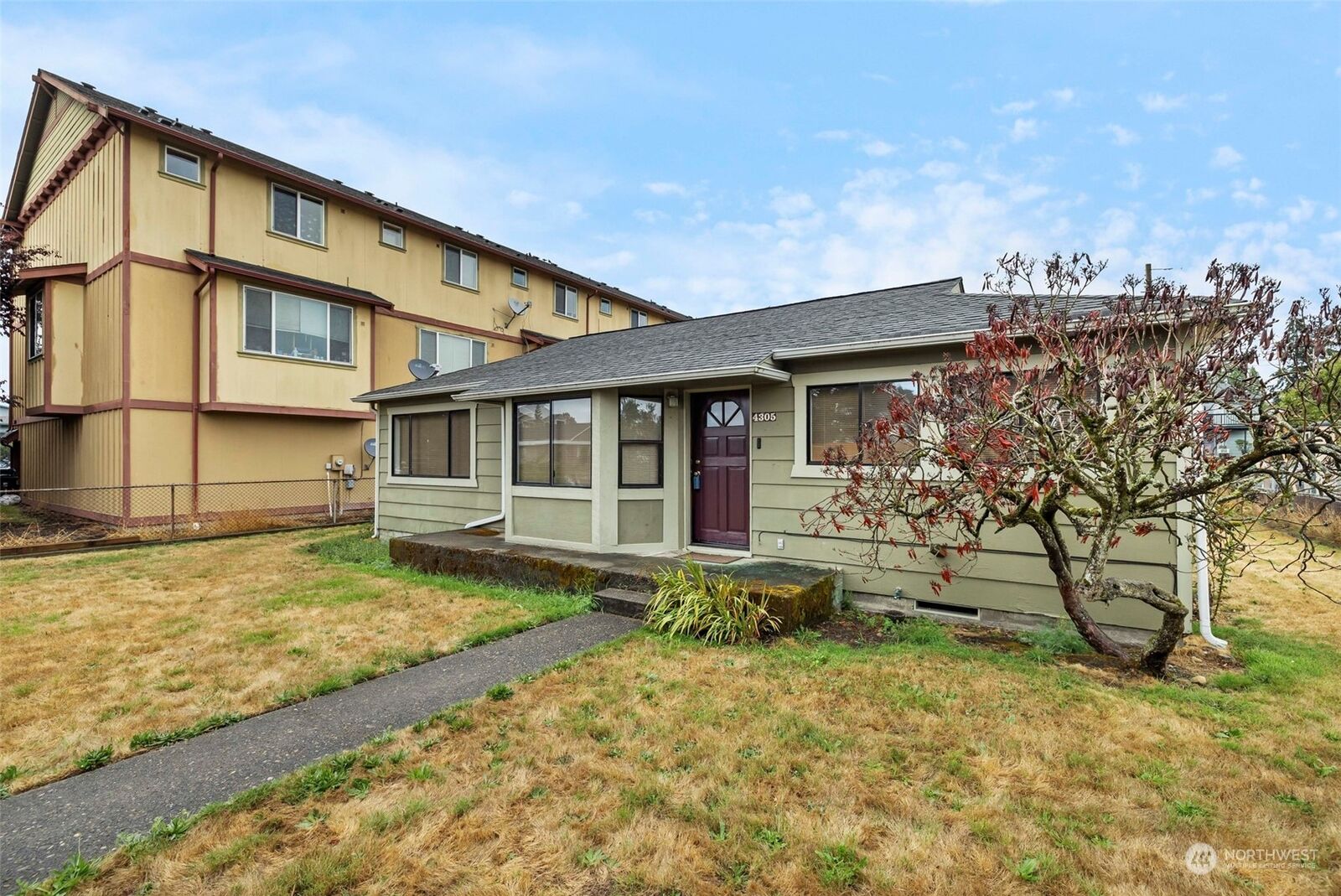 Property Photo:  4305 S Alder Street  WA 98409 