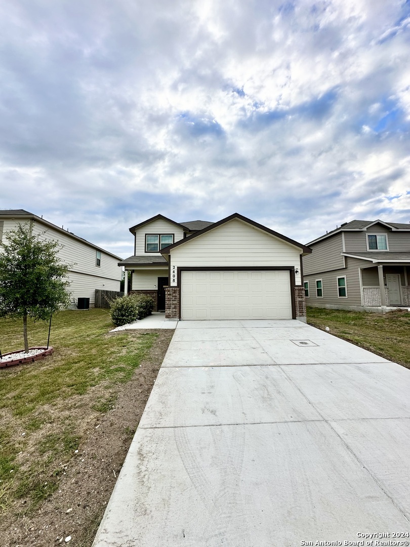 Property Photo:  2408 Marty Way  TX 78155 