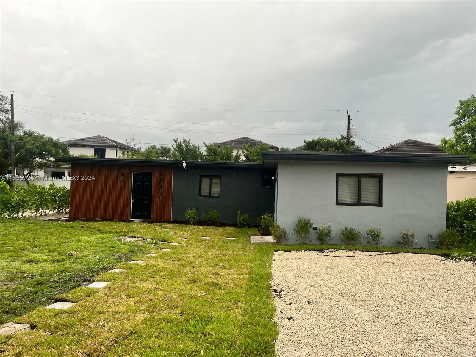 Property Photo:  5000 SW 26th Ave  FL 33312 