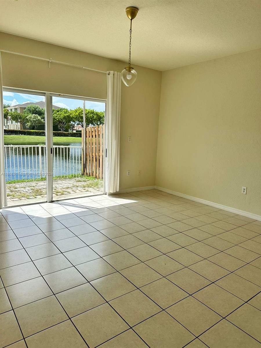 Property Photo:  8258 NW 108th Pl 8-4  FL 33178 