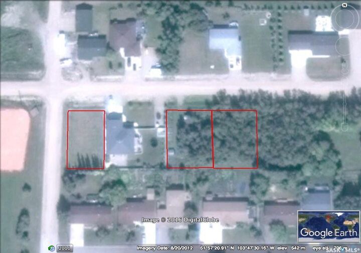 Property Photo:  932 Pierce Avenue  SK S0A 4J0 