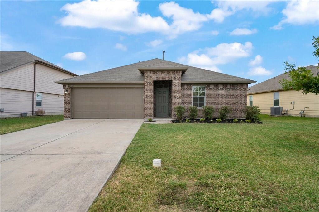 Property Photo:  461 Voyager Cove  TX 78640 