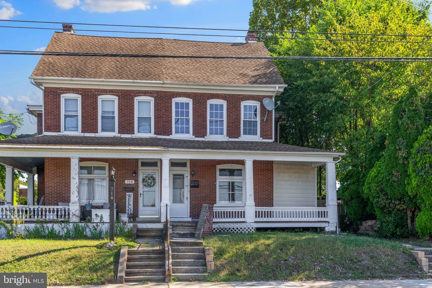 Property Photo:  712 Main Street  PA 18076 