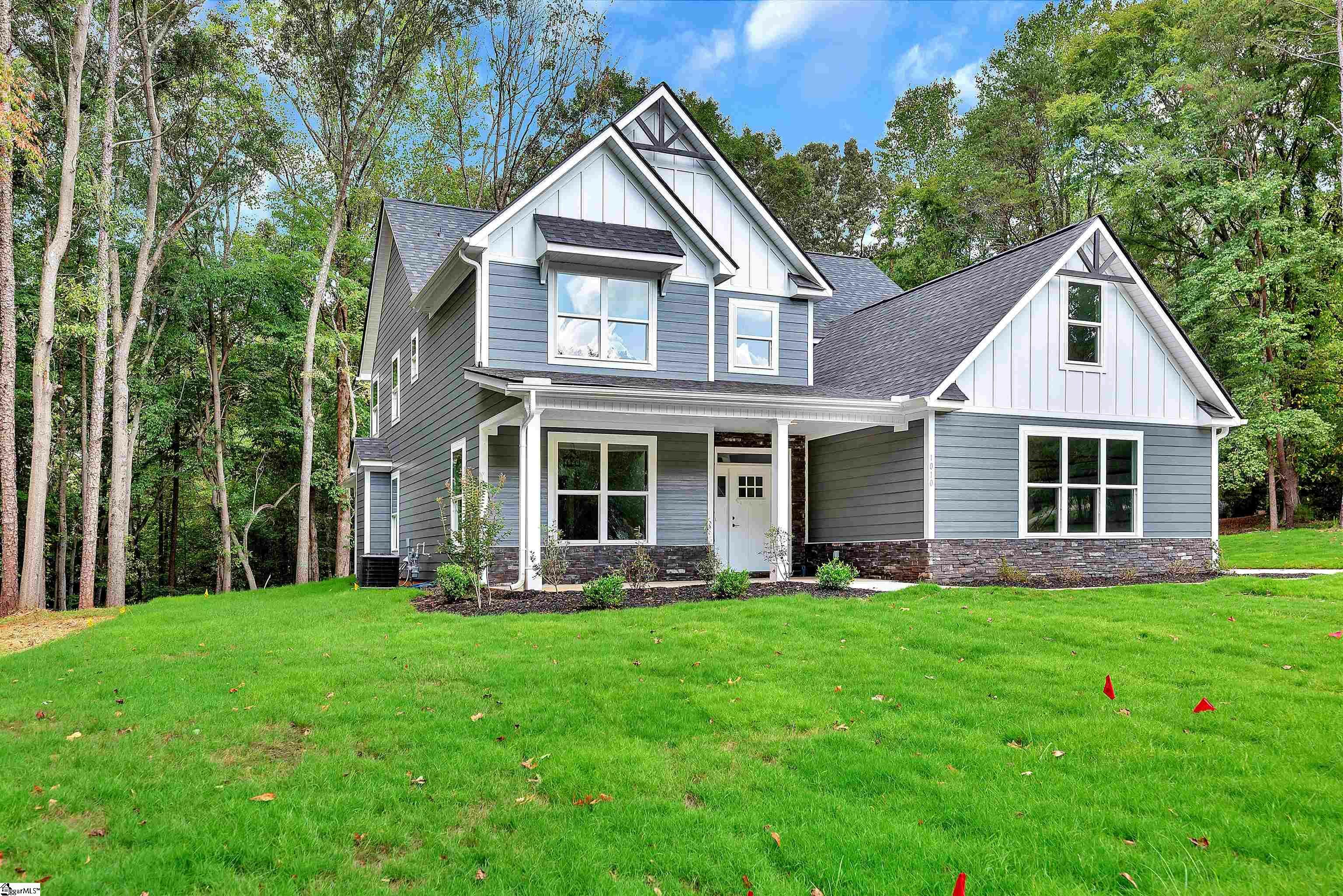 Property Photo:  1010 Hickory Hollow Road  SC 29621 