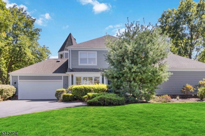 Property Photo: 18 Boxwood Dr NJ 07960