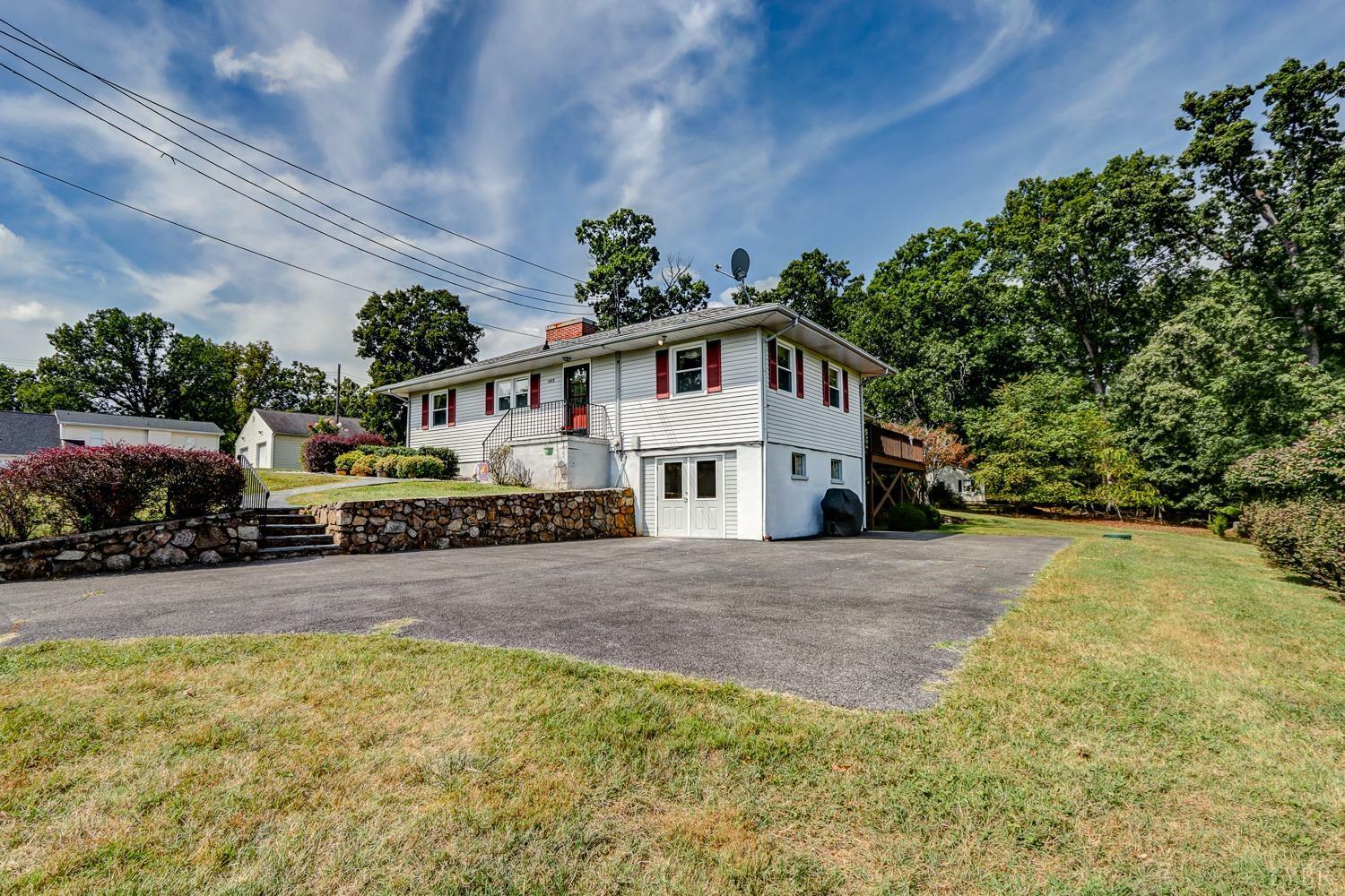 Property Photo:  1313 Boone Drive  VA 24523 