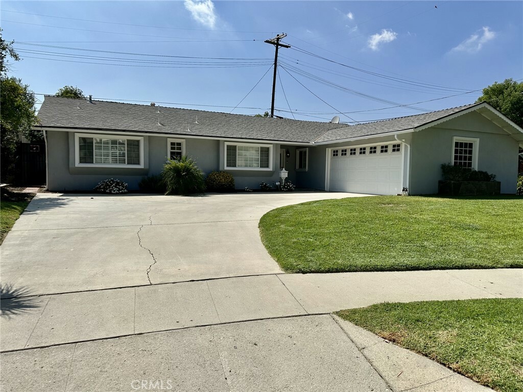 Property Photo:  23172 Gainford Street  CA 91364 