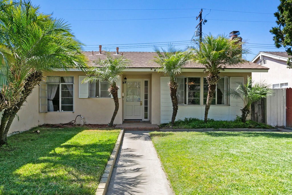 Property Photo:  918 S Deming Street  CA 92704 