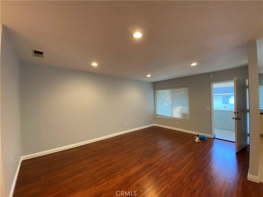 Property Photo:  2316 Coventry Circle 6  CA 92833 