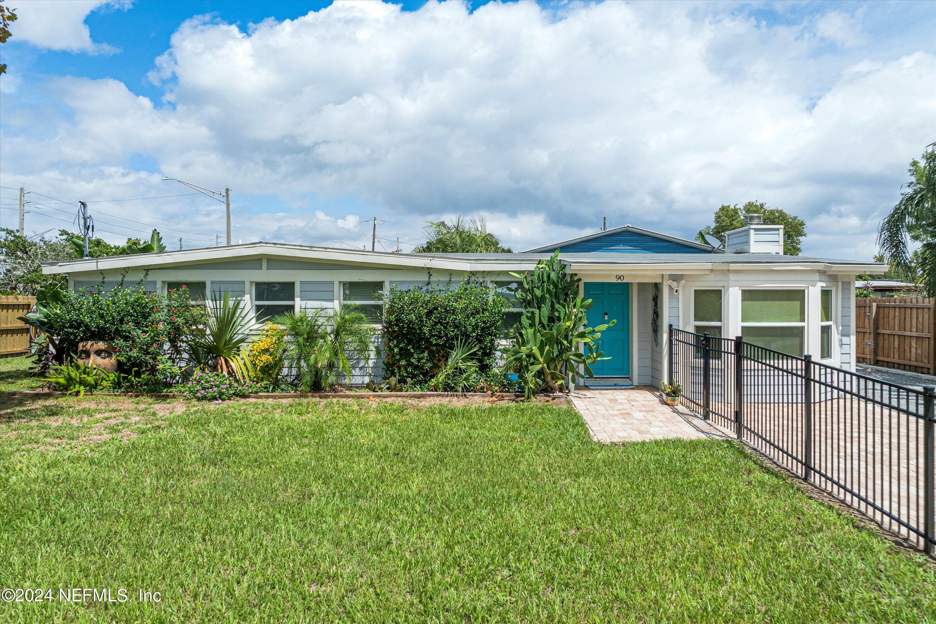 Property Photo:  90 Forrestal Circle S  FL 32233 