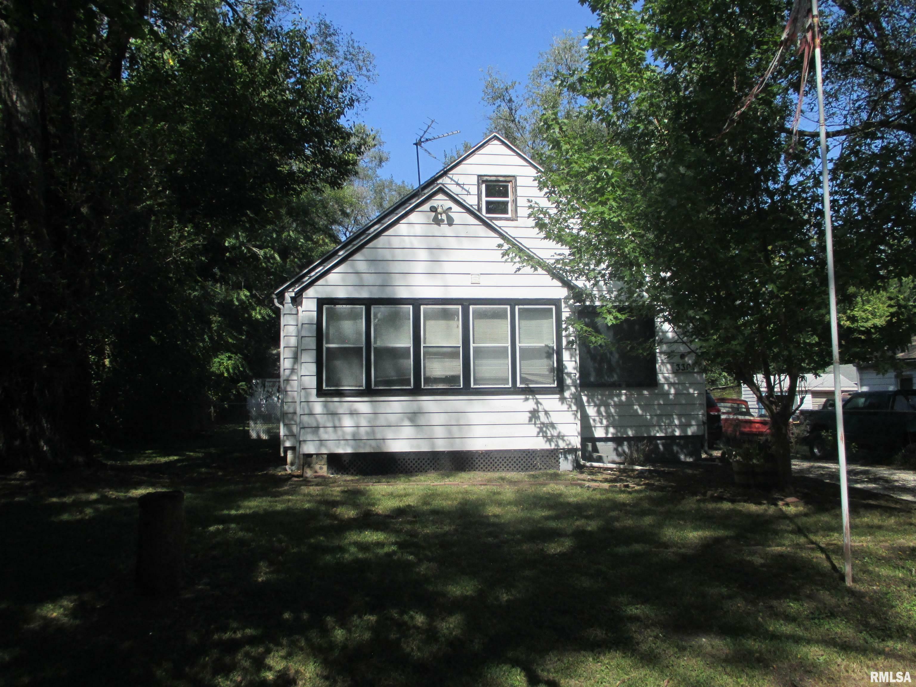 Property Photo:  3307 W Humboldt Street  IL 61605 