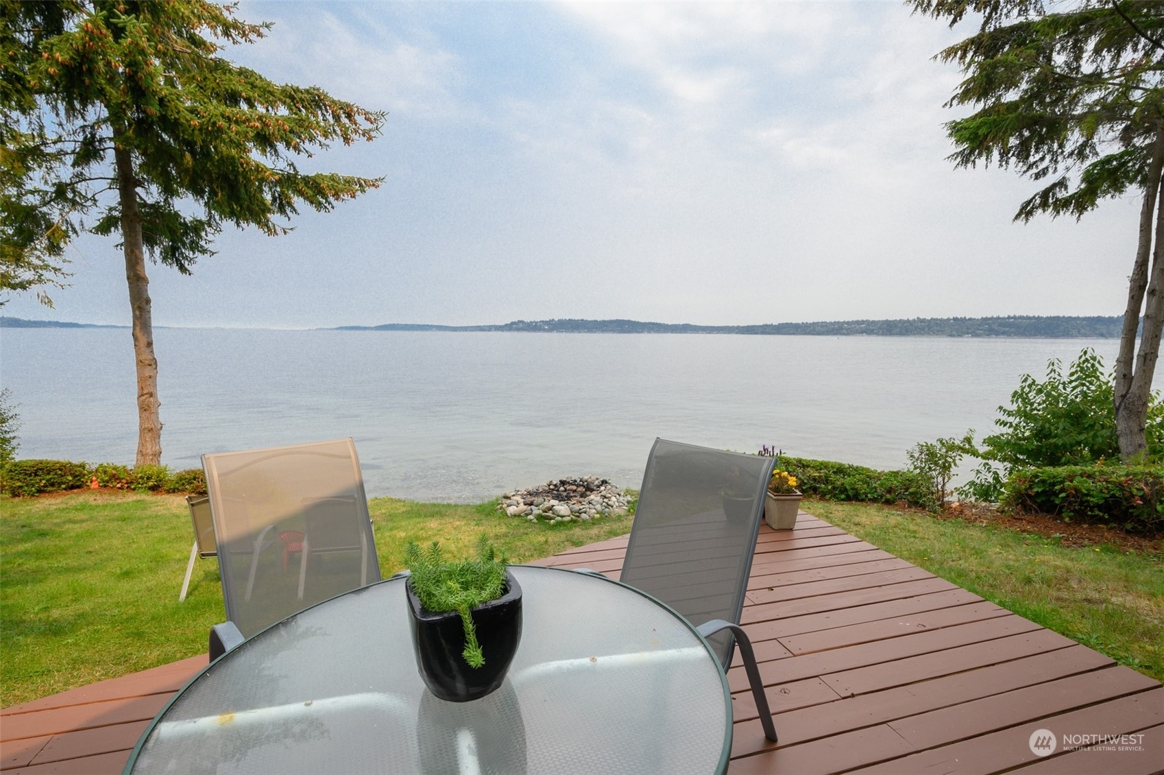 Property Photo:  4904 SW Luana Lane  WA 98070 