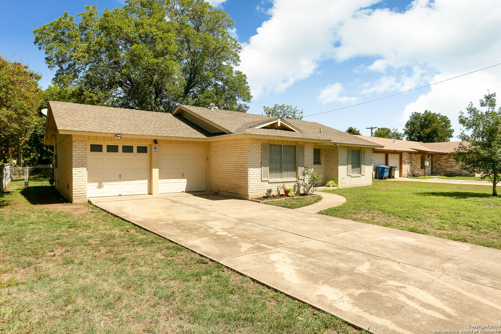 Property Photo:  5043 Hershey Dr  TX 78220 