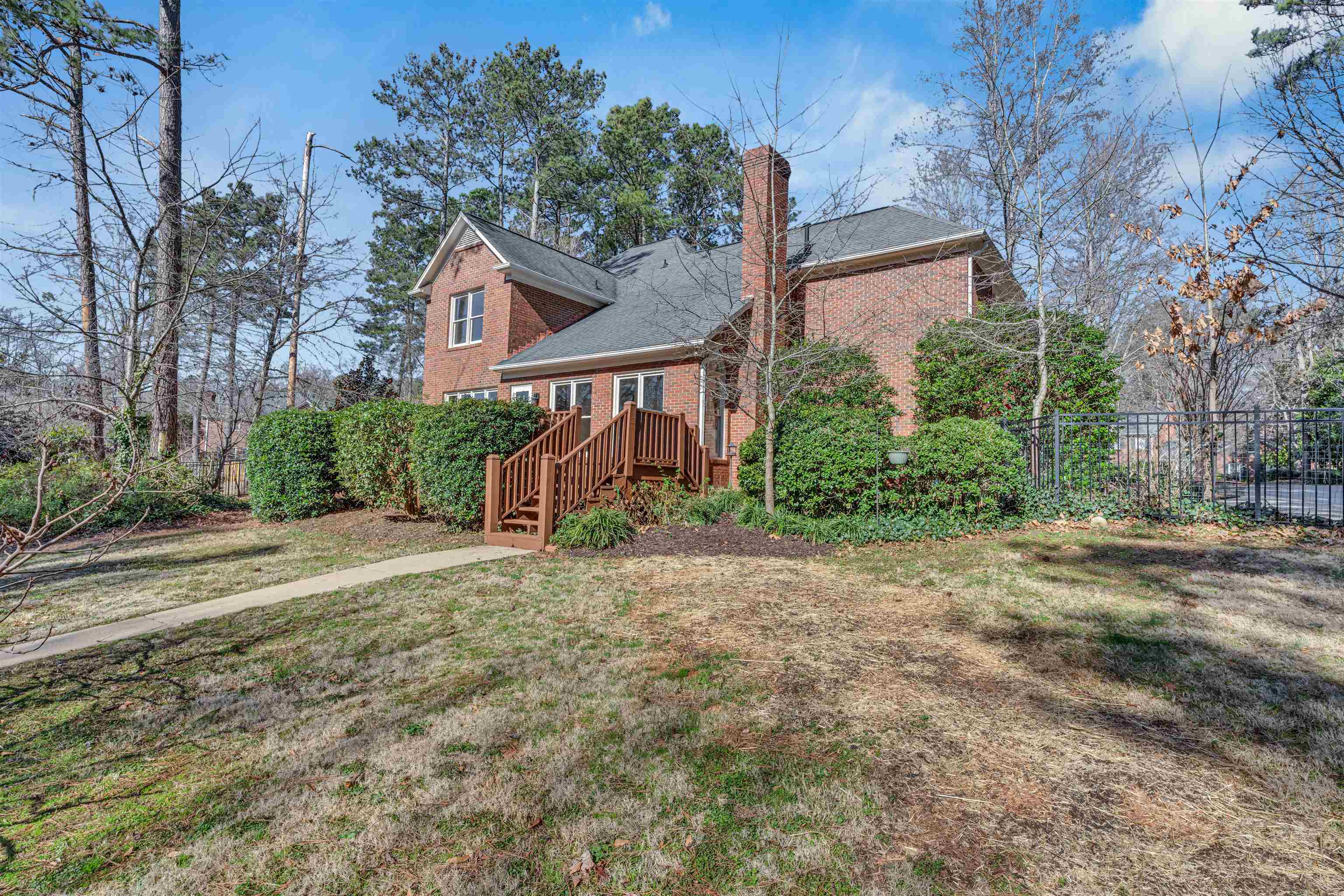 Property Photo:  410 E Woodbury Lane  SC 29301 