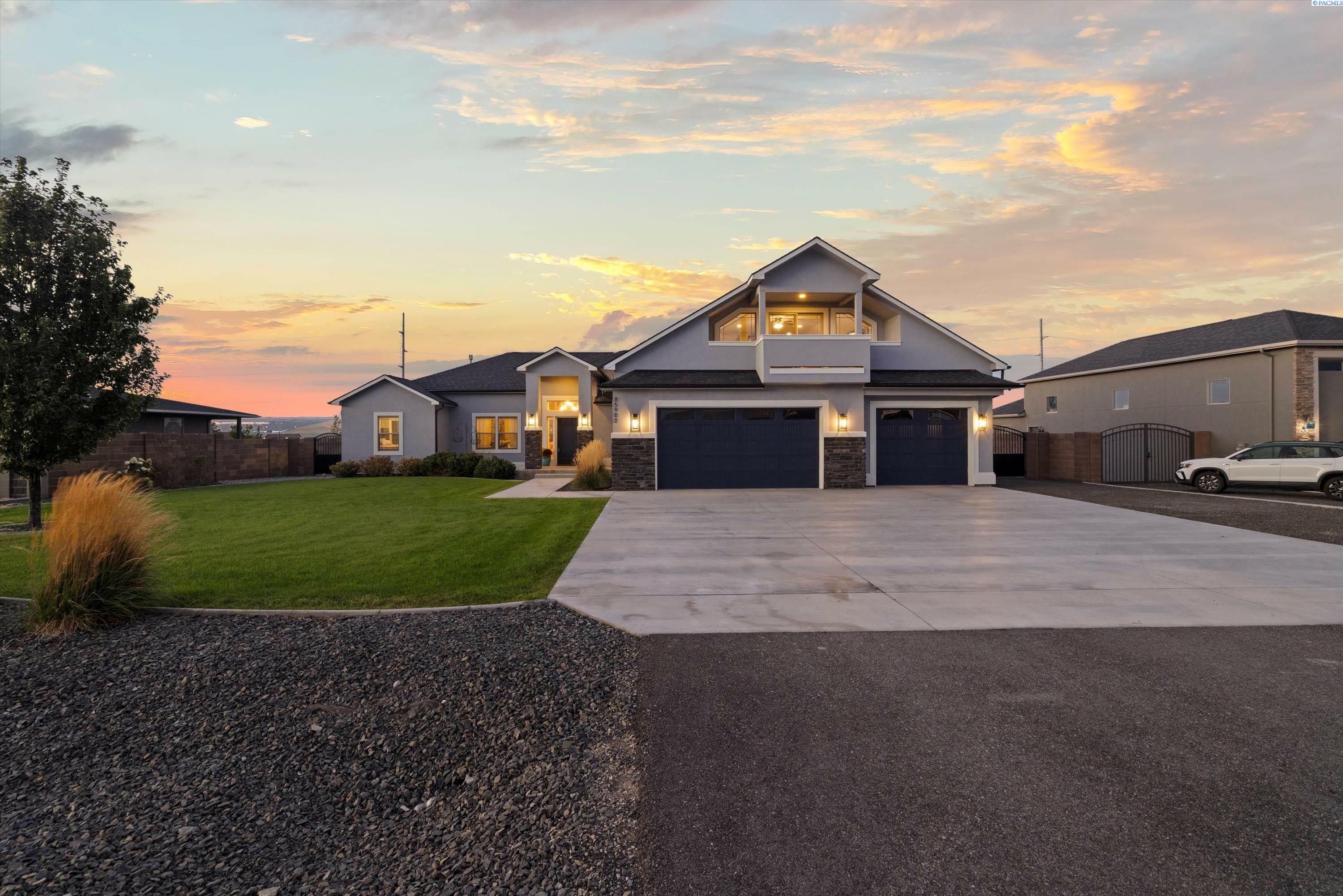 Property Photo:  85902 E Sagebrush Rd  WA 99338 