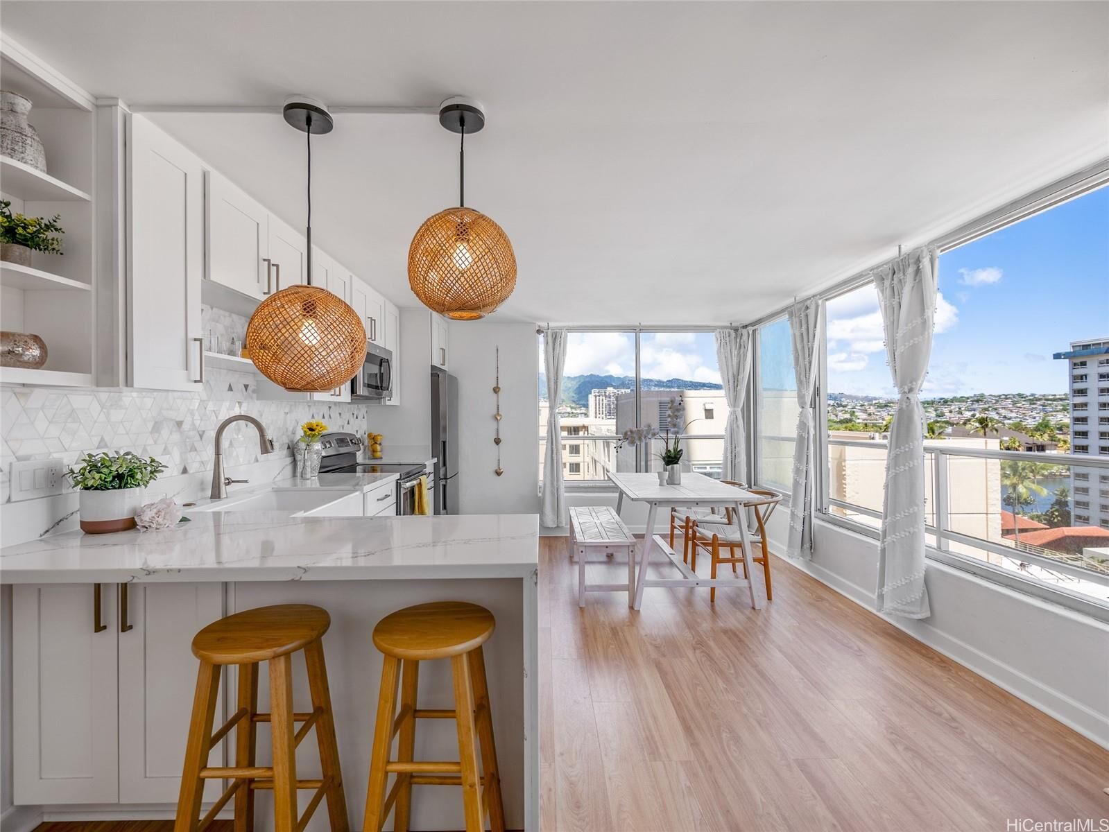 Property Photo:  2421 Tusitala Street 1001  HI 96815 