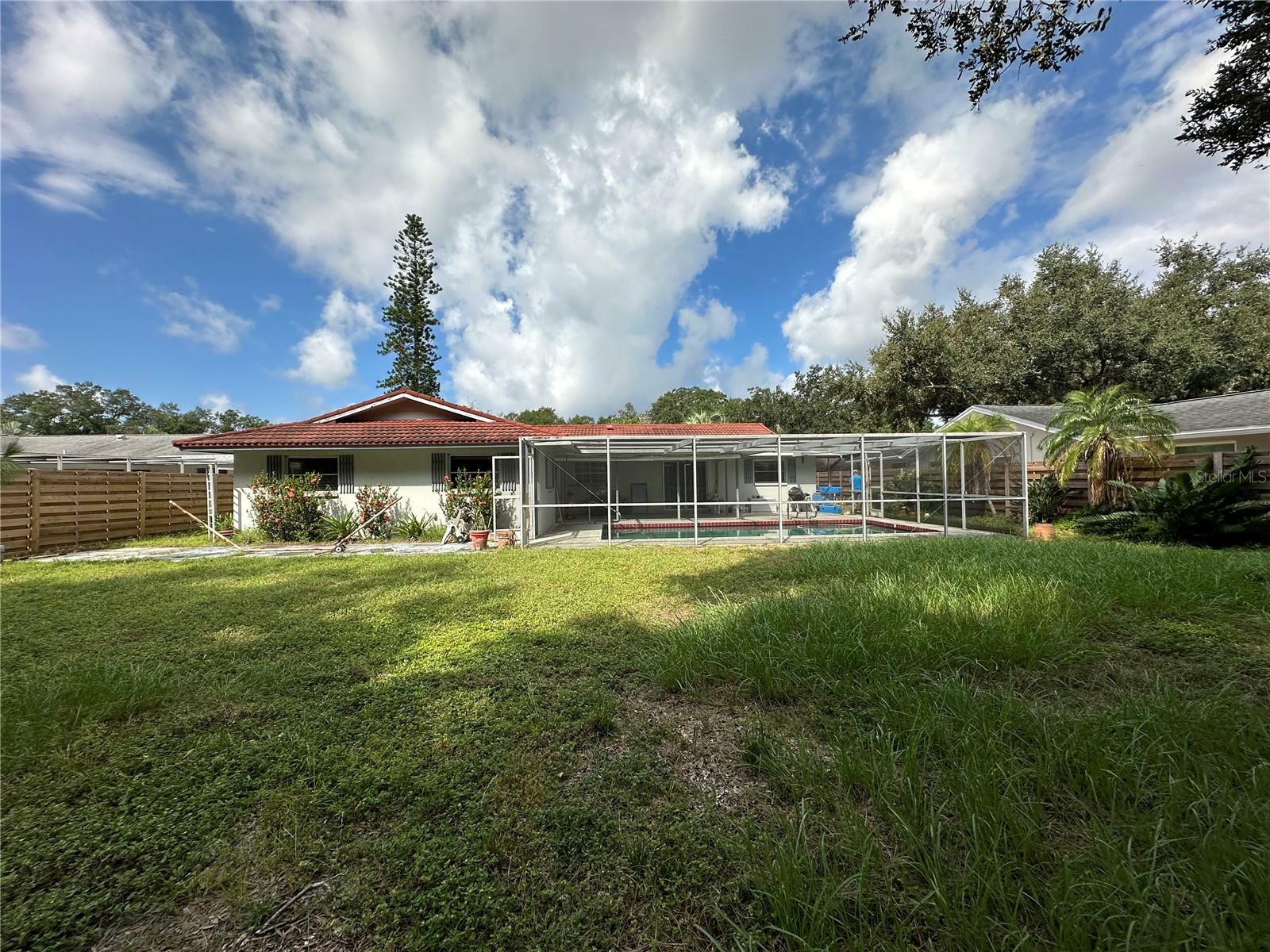 Property Photo:  3209 Riviera Drive  FL 34232 