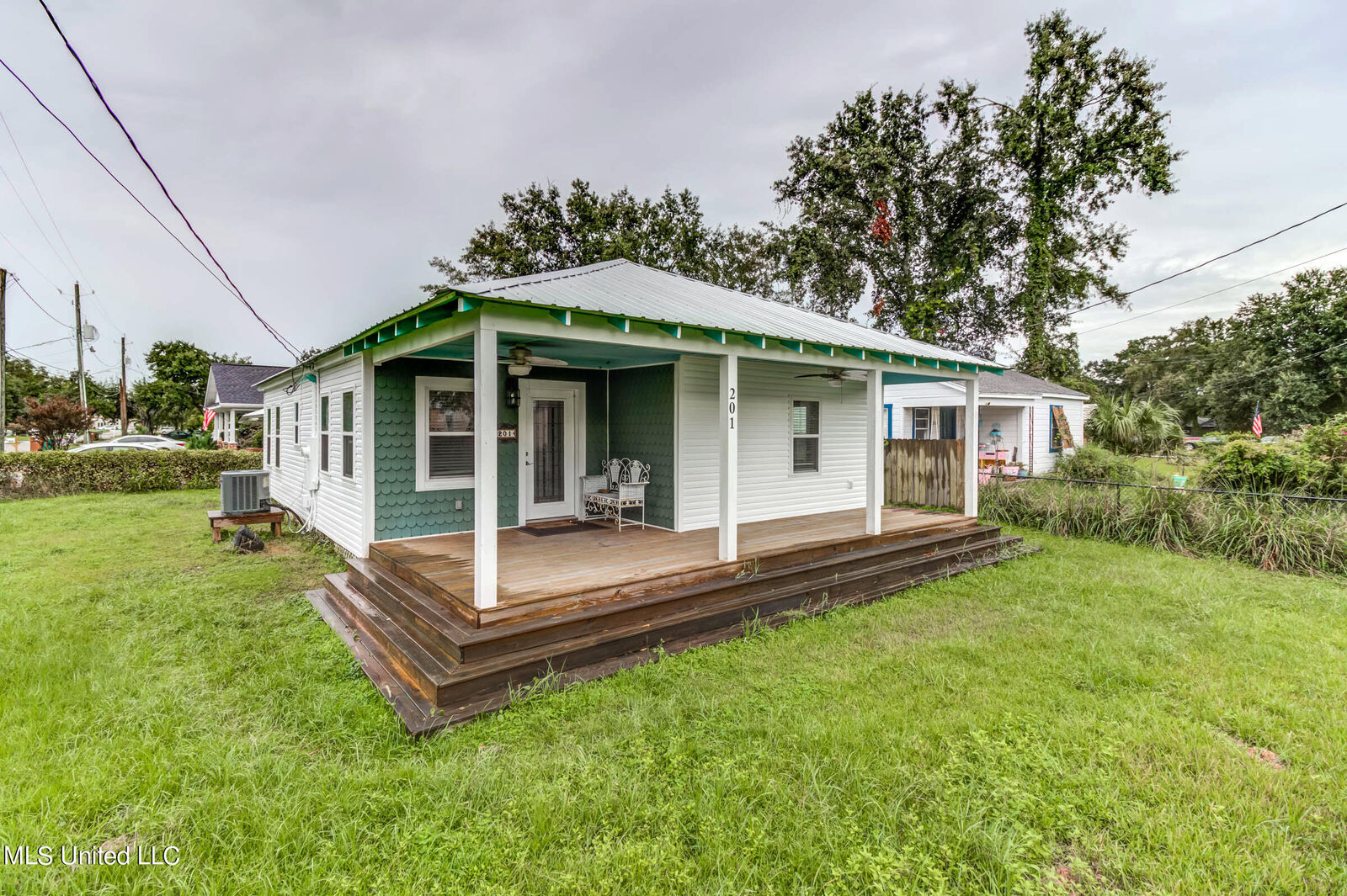 Property Photo:  201 S Nicholson Avenue  MS 39560 