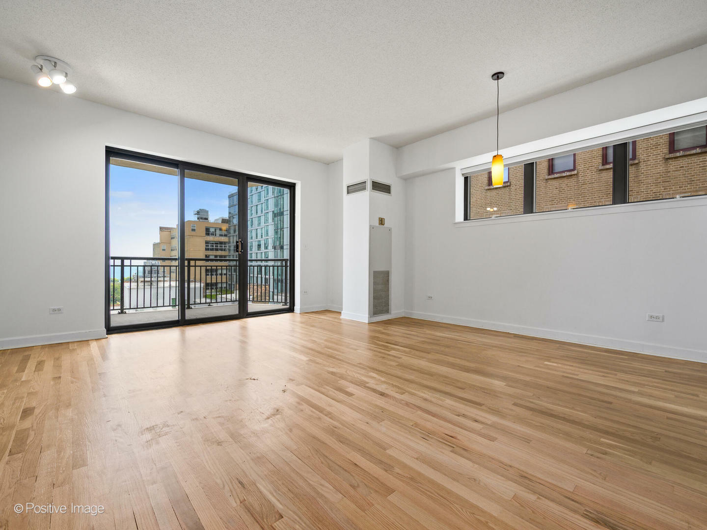 Property Photo:  41 E 8th Street 1303  IL 60605 