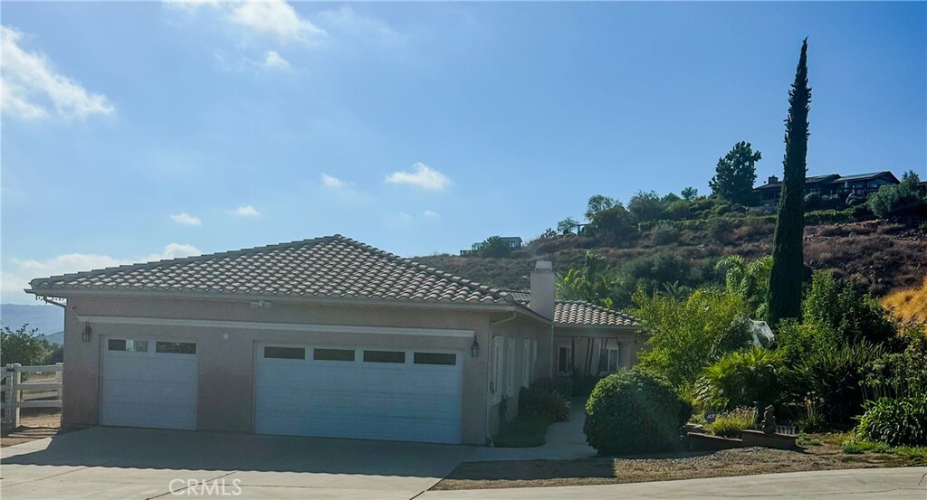 Property Photo:  20759 Gabriella Lane  CA 92562 