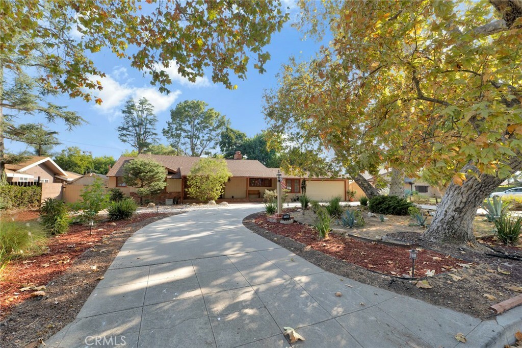 Property Photo:  17240 Sunburst Street  CA 91325 