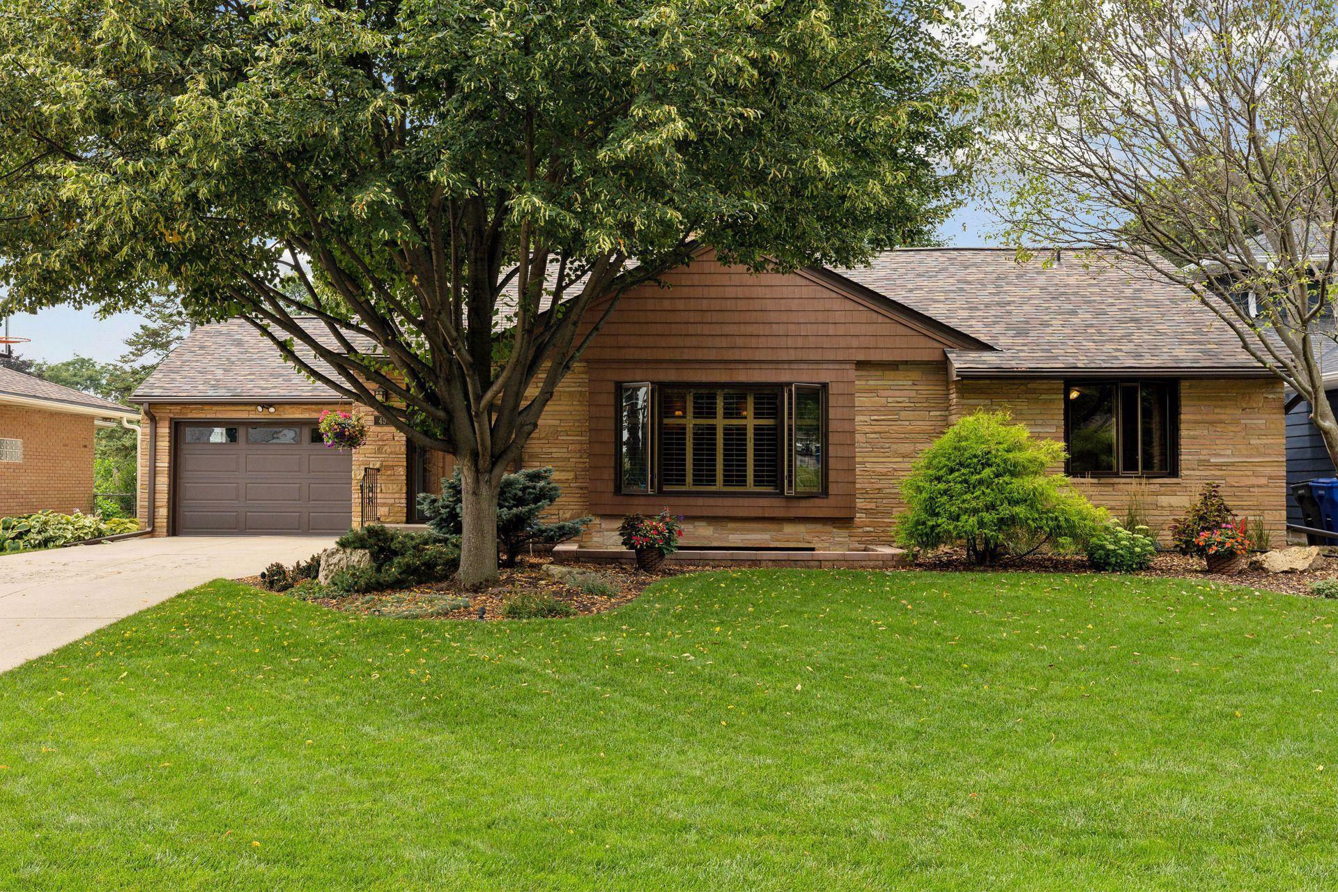 Property Photo:  45 Hilltop Lane  MN 55116 