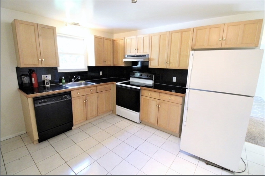 Property Photo:  1185 Boylston 2  MA 02464 