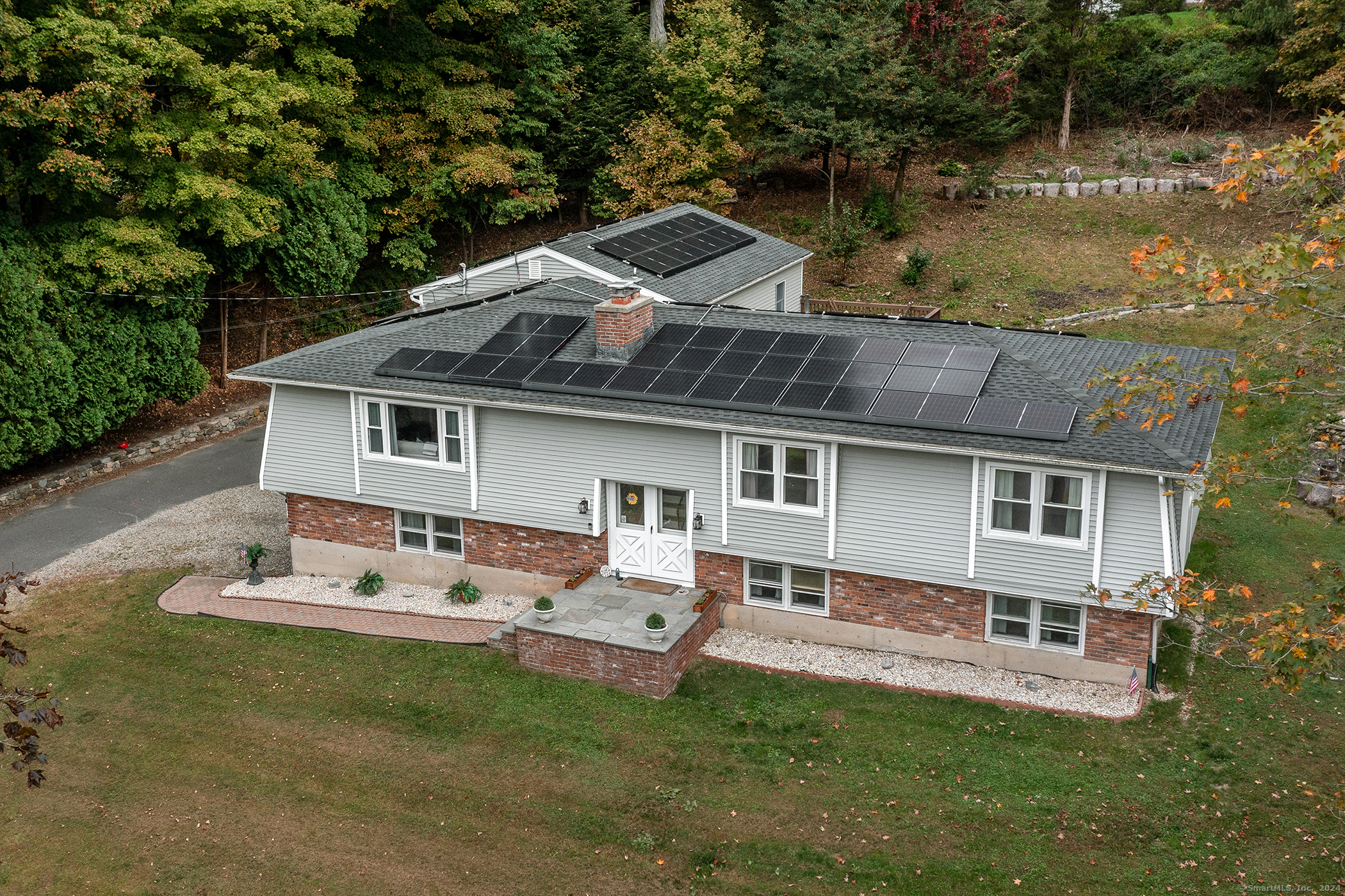 Property Photo:  1053 Middlebury Road  CT 06762 