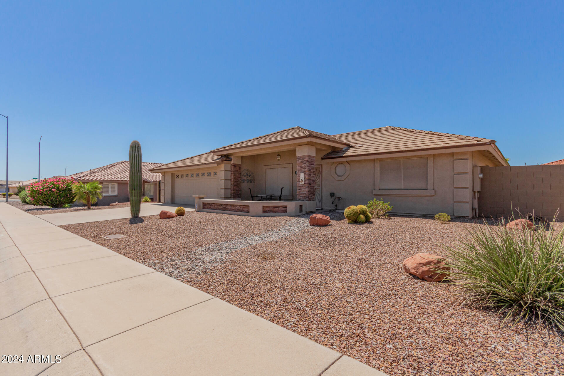 Property Photo:  2322 S Copperwood --  AZ 85209 