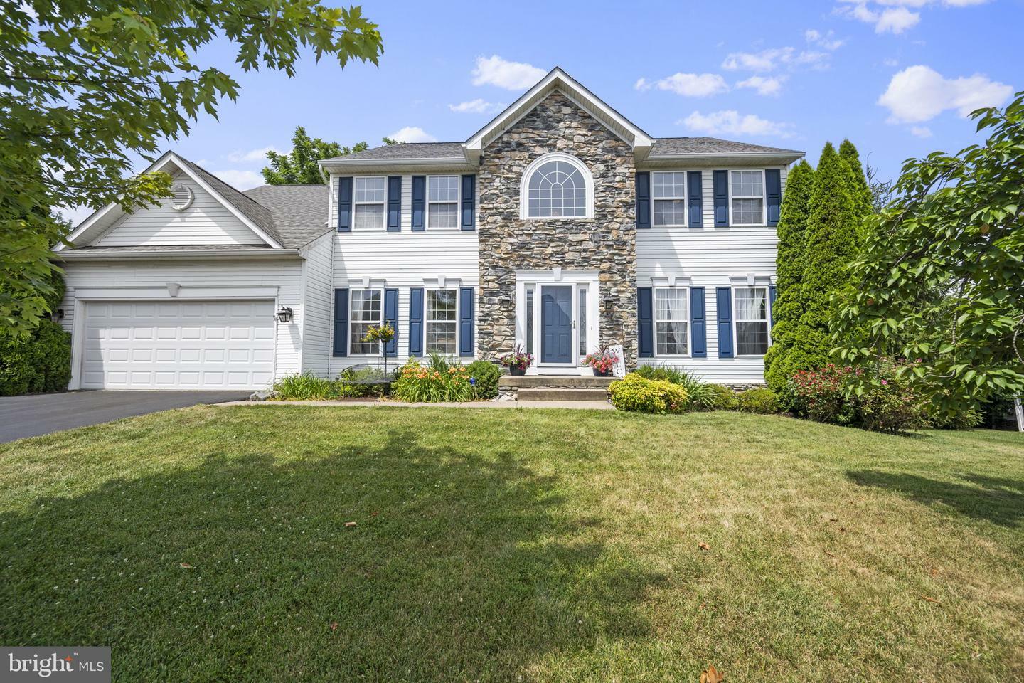 Property Photo:  285 Spyglass Hill Drive  WV 25414 