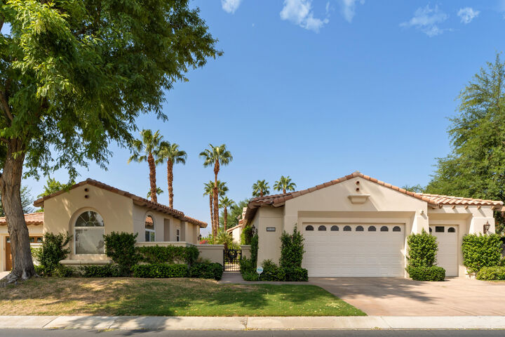 Property Photo:  79953 Rancho La Quinta Drive  CA 92253 