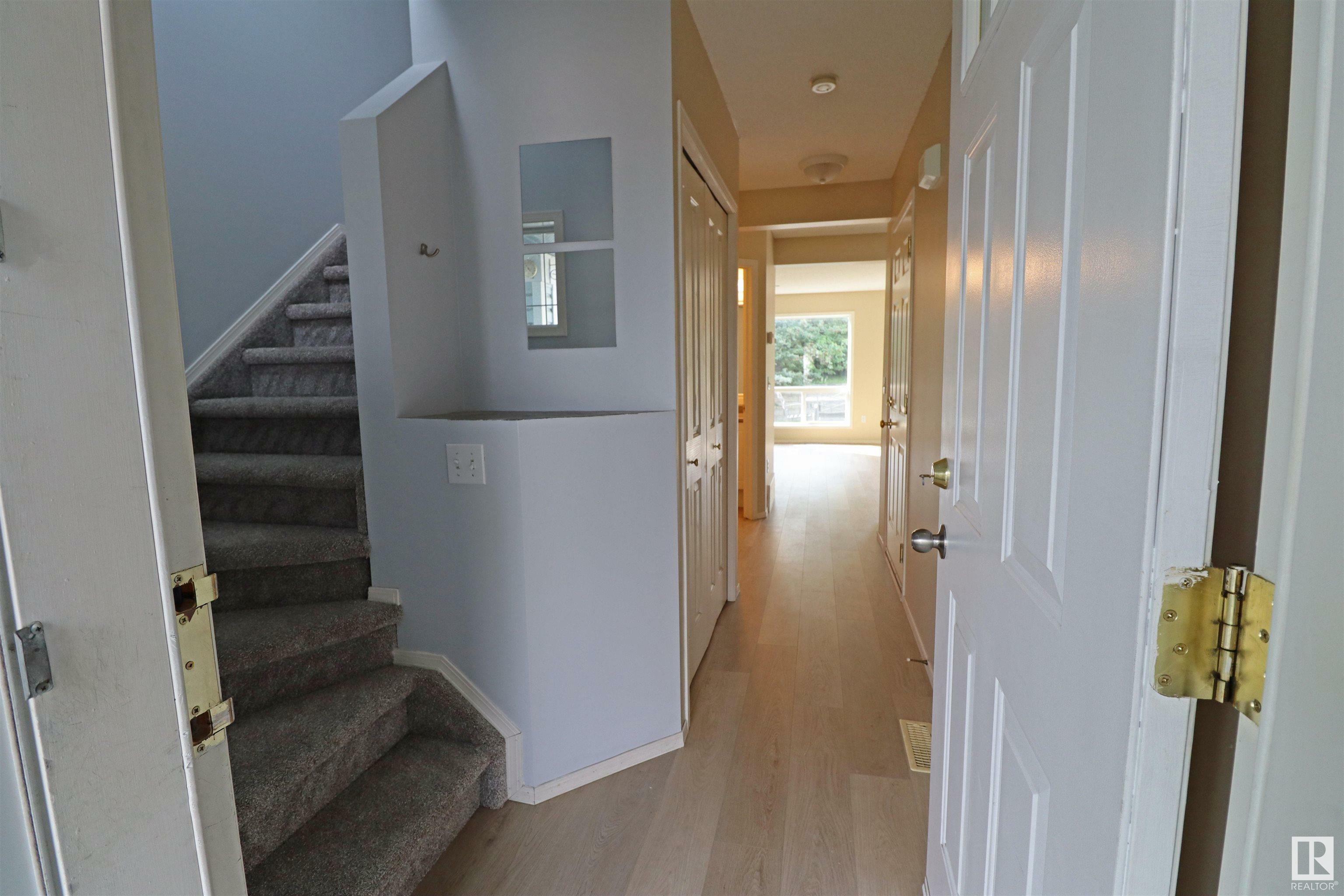 Property Photo:  1 Vaughn Avenue  AB T7X 4M6 