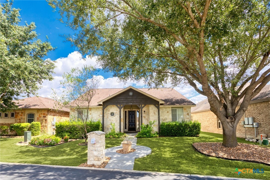 Property Photo:  114 Mackenzie Drive  TX 78130 