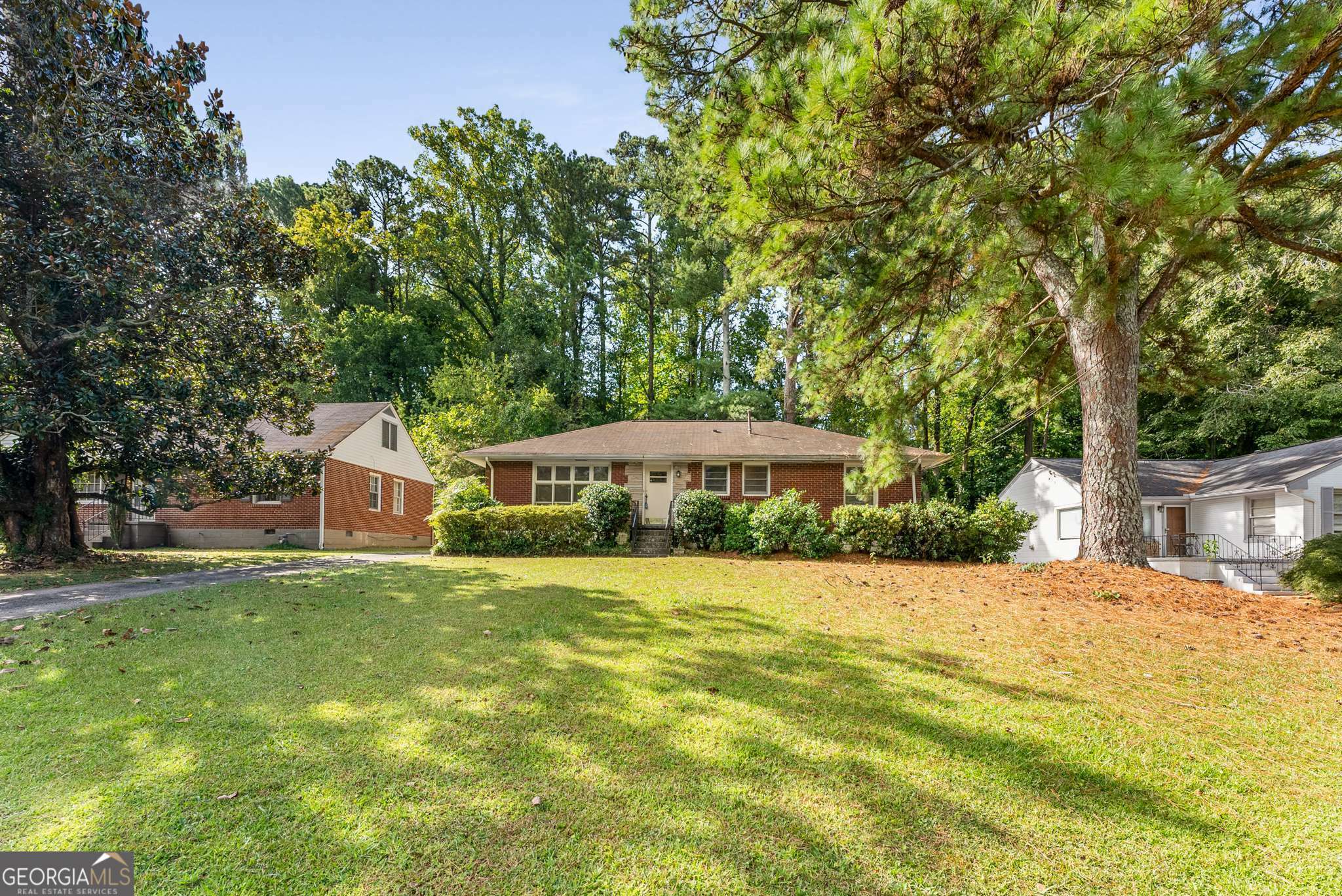 Property Photo:  1307 Mayfair Drive NE  GA 30324 