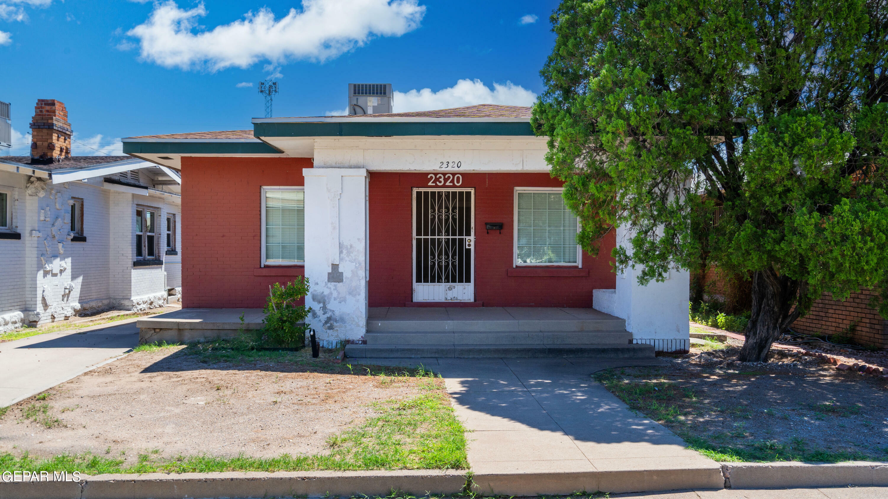 Property Photo:  2320 Montana Avenue  TX 79903 