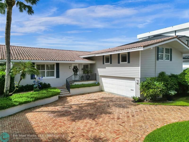 Property Photo:  1620 SE 9 Street  FL 33316 