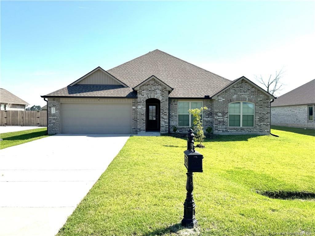 Property Photo: 8117 Kinslee Lane LA 70647