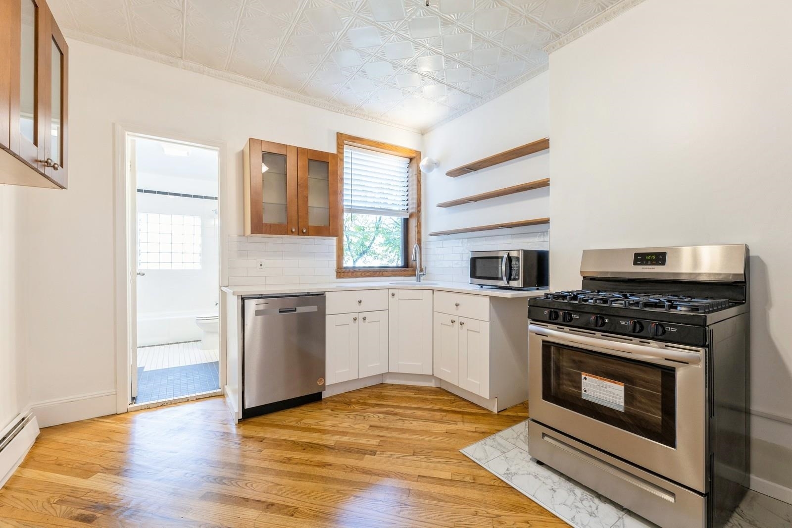 Property Photo:  224 Jefferson St 3R  NJ 07030 